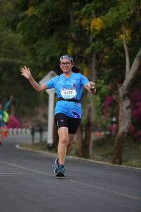 BIB: 6136
                            <button type="button" onclick="openModal(3498210)" class="btn btn-primary btn-sm float-right btn-popup" data-toggle="modal" data-target=".modal-high-quality">
                        <i class="fas fa-shopping-cart"></i> Add to Cart
                    </button>
                                            <button type="button" onclick="isThisMe(3498210, true)" class="btn btn-success btn-sm float-right btn-popup btn-isme hidden" data-toggle="tooltip" data-placement="bottom" title="นี่คือรูปของคุณใช่ไหม คลิกที่นี่เพื่อเอาเข้าอัลบั้ม">
                        <i class="fas fa-plus"></i> Add to album
                    </button>
                    <button type="button" onclick="isThisMe(3498210, false)" class="btn btn-warning btn-sm float-right btn-popup btn-isnotme hidden">
                        <i class="fas fa-ban"></i> Remove from album
                    </button>